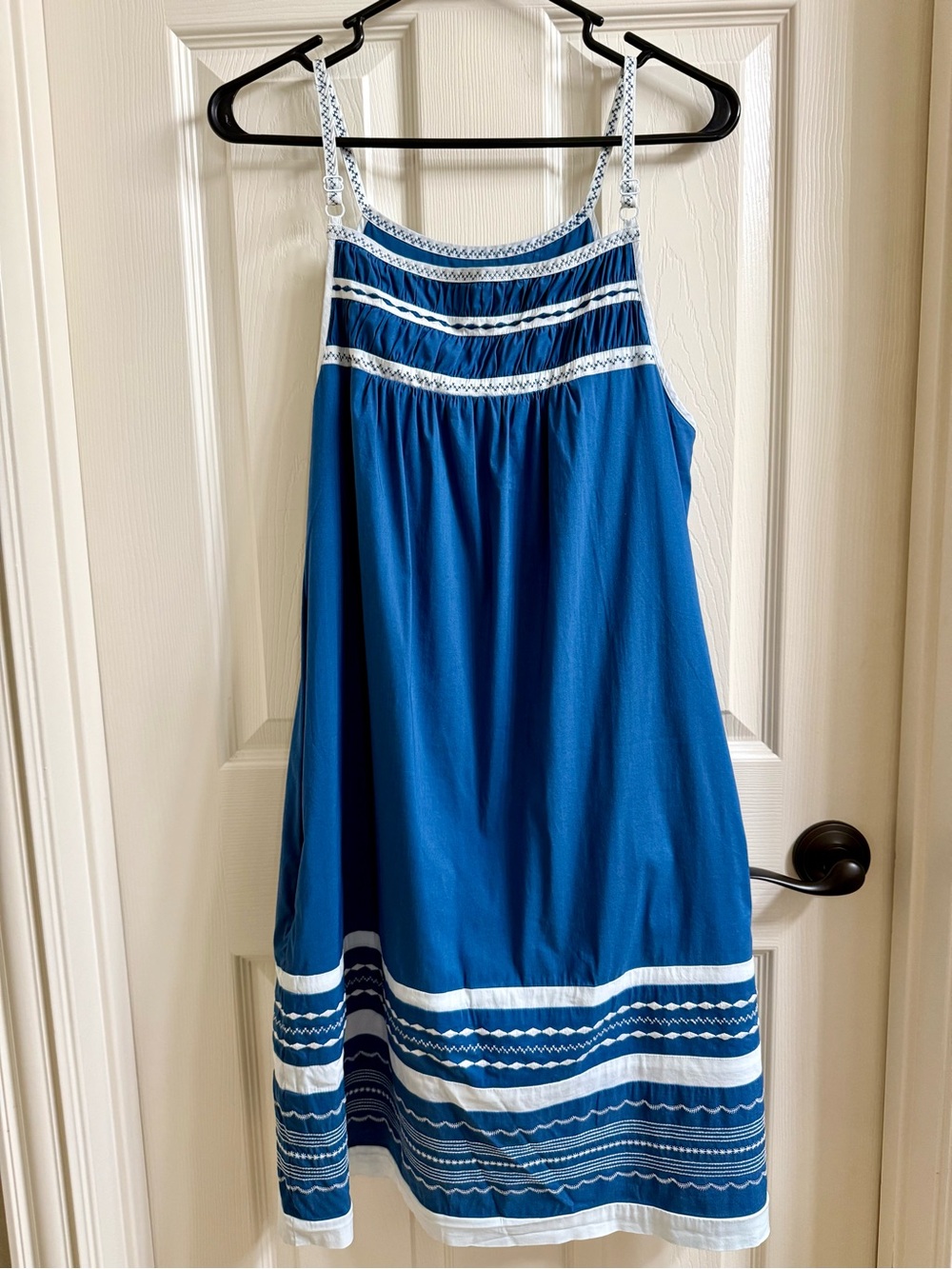 BCBGMaxAzria Blue and White Textured Dress - Picture 2 of 3